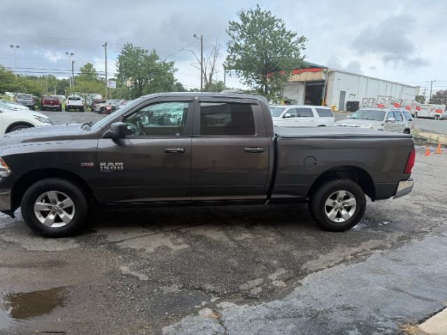 Used 2020 RAM 1500 Classic SLT AWD/4WD image 2