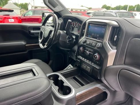 Used 2021 Chevrolet Silverado 1500 RST AWD/4WD image 17