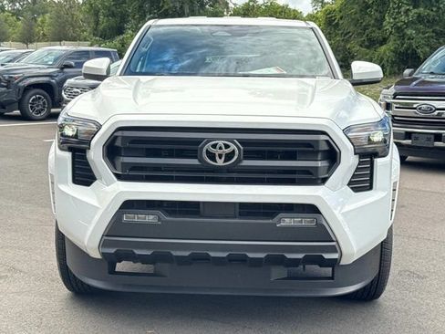Used 2025 Toyota Tacoma SR5 RWD image 6