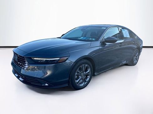 Certified 2023 Honda Accord EX image 3