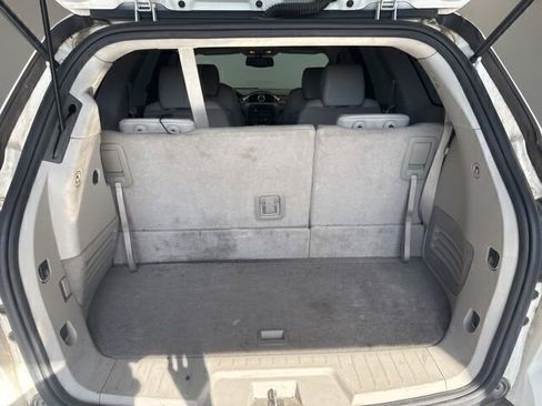 Used 2012 Buick Enclave Leather FWD image 24