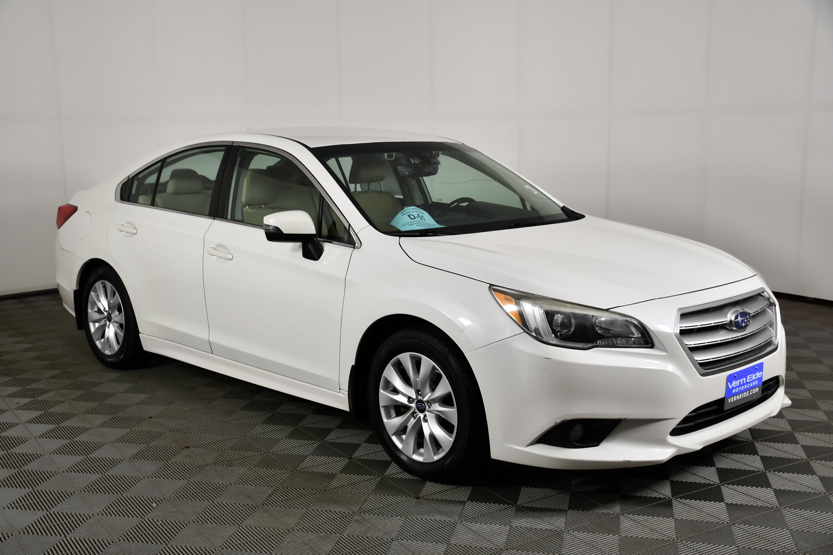 Used 2017 Subaru Legacy 2.5i Premium AWD/4WD image 4
