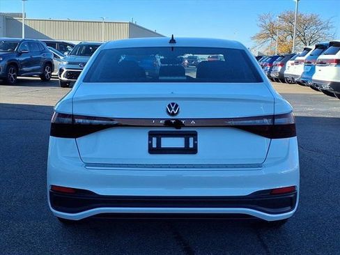 New 2026 Volkswagen Jetta Sport FWD image 5