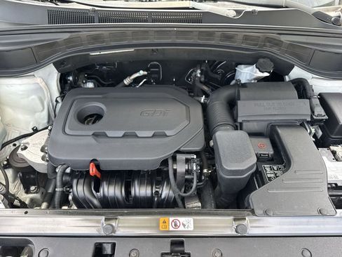 Used 2018 Hyundai Santa Fe Sport w/ 2.4L Value Package 02 FWD image 57
