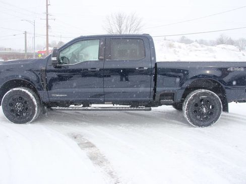 Certified 2025 Ford F350 Lariat w/ Lariat Ultimate Package image 3