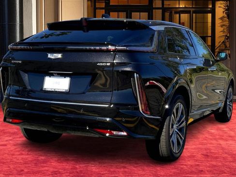 New 2026 Cadillac Lyriq Luxury RWD image 6