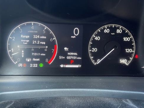 Used 2024 Honda Pilot TrailSport image 17