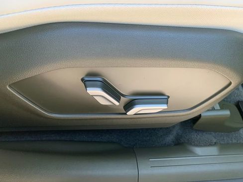 Certified 2025 Hyundai Santa Fe Calligraphy AWD/4WD image 12