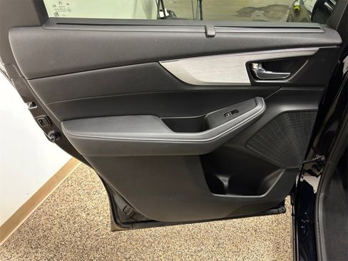 Certified 2023 Acura MDX SH-AWD w/ Technology Package image 16