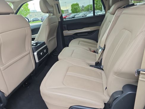 Used 2024 Ford Expedition Max Limited RWD image 14