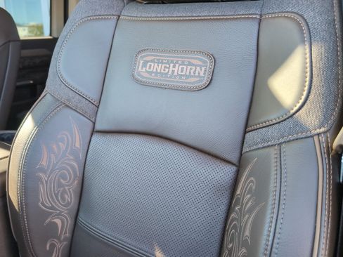 New 2025 RAM 2500 Limited image 16