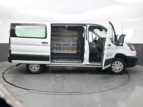 Used 2025 Ford Transit 250 Low Roof w/ Exterior Upgrade Package RWD image 54