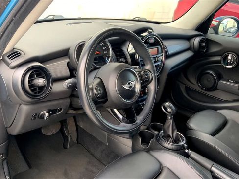 Used 2015 MINI Cooper 4-Door Hardtop FWD image 2