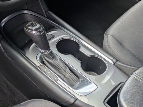 Used 2018 Chevrolet Malibu LT FWD image 19