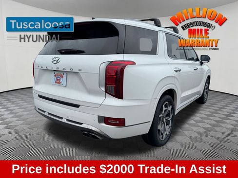 Used 2022 Hyundai Palisade Calligraphy w/ Cargo Package FWD image 3