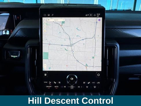 Used 2025 GMC Yukon AT4 w/ AT4 Premium Package image 22