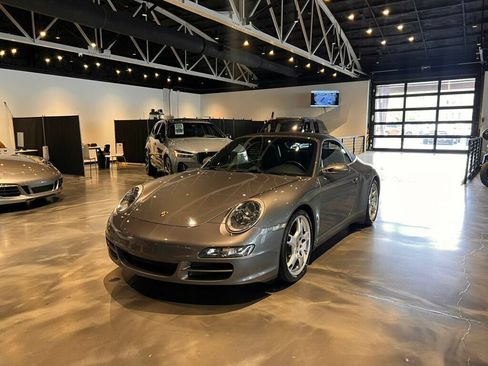 Used 2007 Porsche 911 Cabriolet image 2