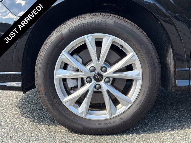 Used 2024 Audi Q3 2.0T Premium w/ Convenience Package AWD/4WD image 20