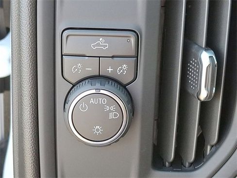 Used 2026 Chevrolet Silverado 1500 Custom image 19