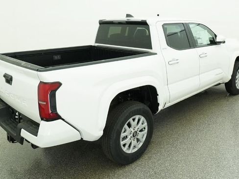 New 2026 Toyota Tacoma SR5 RWD image 9