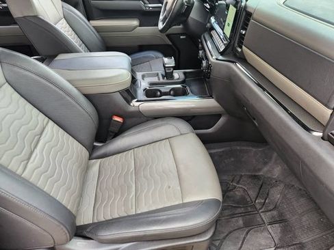 Used 2025 Chevrolet Silverado 1500 ZR2 w/ Technology Package AWD/4WD image 13