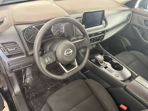 Used 2023 Nissan Rogue S FWD image 15