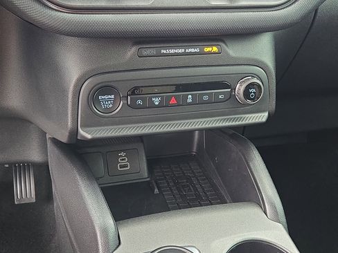 Used 2025 Ford Bronco Sport Big Bend w/ Convenience Package AWD/4WD image 29