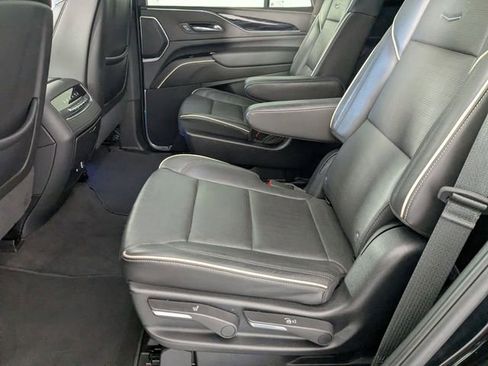 Used 2024 Cadillac Escalade Sport image 28