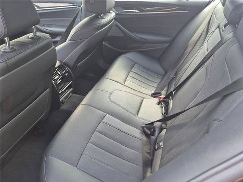 Used 2021 BMW 530i w/ M Sport Package RWD image 17