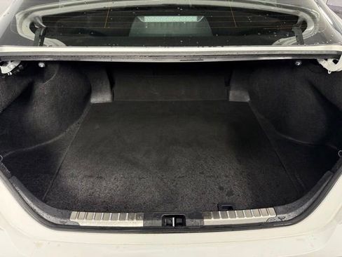 Used 2025 Toyota Camry SE image 25