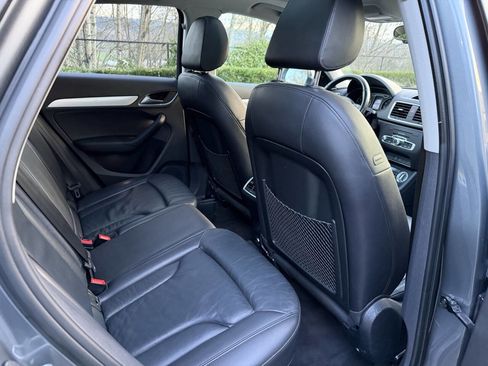 Used 2015 Audi Q3 2.0T Premium Plus w/ Driver Assistance Package image 28