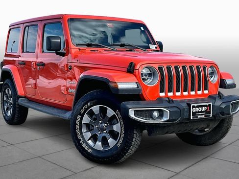Used 2018 Jeep Wrangler Unlimited Sahara image 3