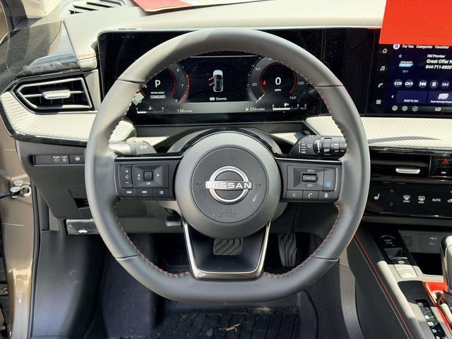 Used 2026 Nissan Kicks SR w/ Interior Electronics Package FWD image 18