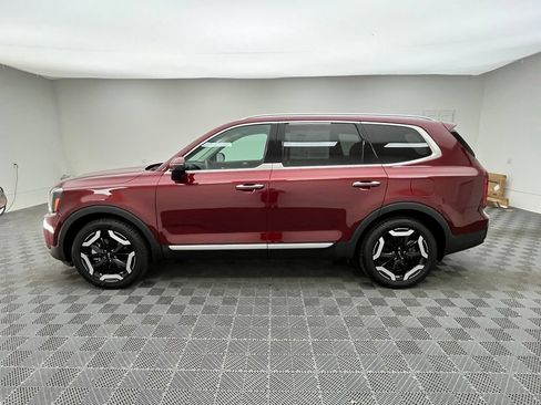 Used 2024 Kia Telluride S AWD/4WD image 12