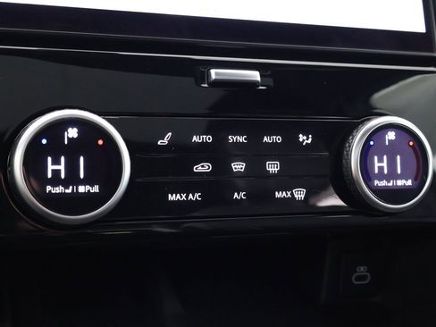 Used 2023 Land Rover Discovery S R-Dynamic image 63