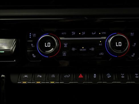 Used 2026 GMC Sierra 1500 AT4X AWD/4WD image 27