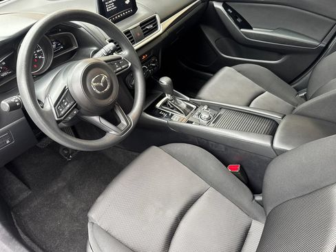 Used 2018 MAZDA MAZDA3 Sport FWD image 13