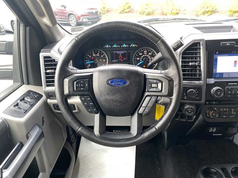 Used 2016 Ford F150 XLT w/ Equipment Group 302A Luxury AWD/4WD image 14