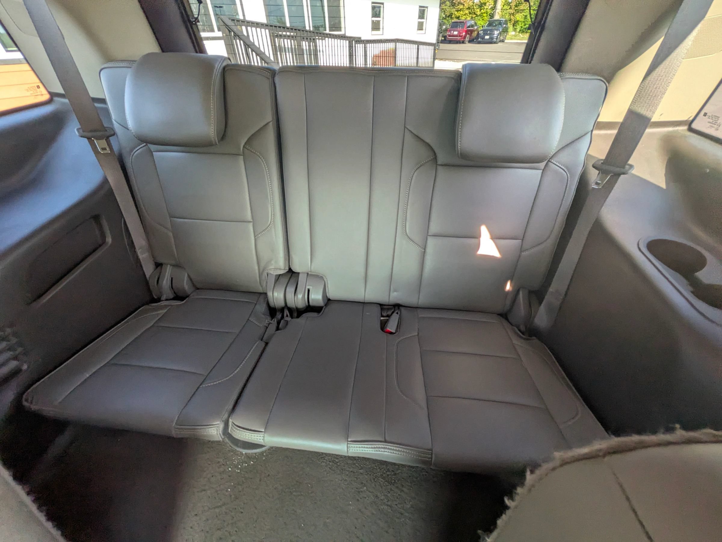 Used 2016 GMC Yukon Denali w/ Open Road Package AWD/4WD image 39
