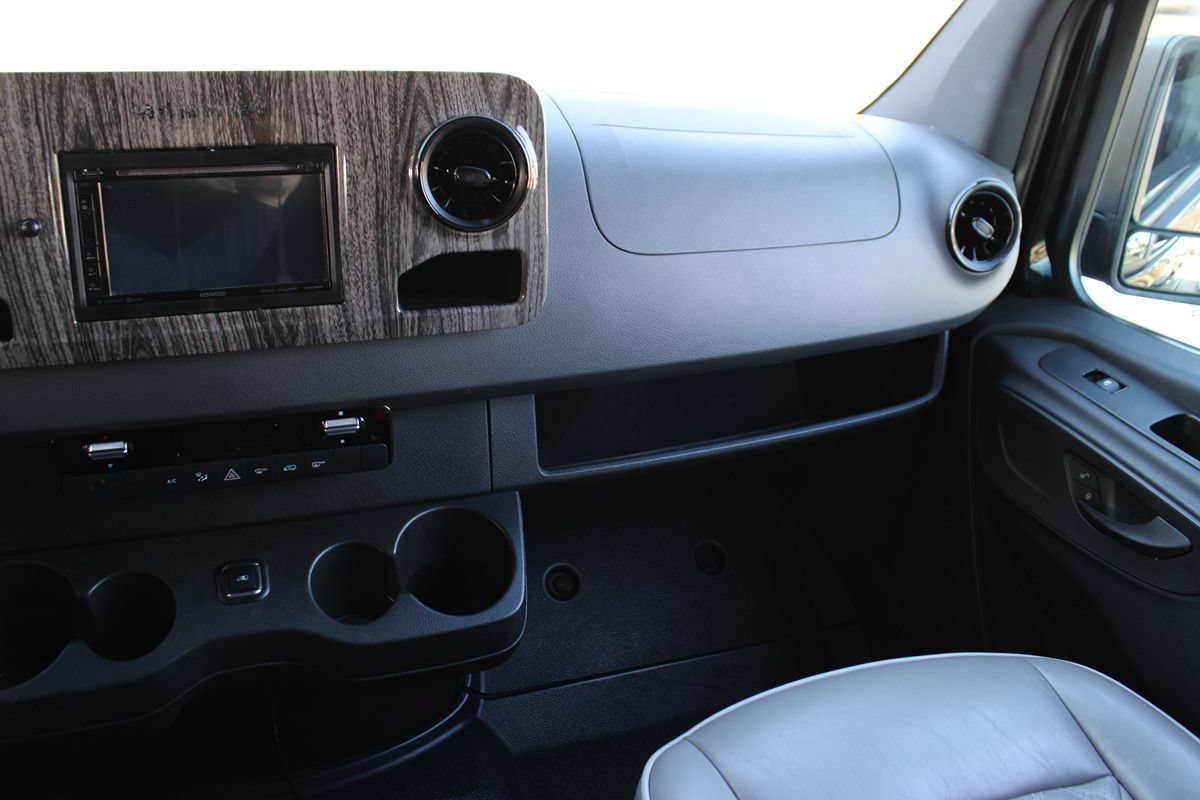 Used 2019 Mercedes-Benz Sprinter 170 image 18