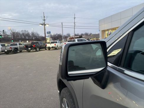 Used 2023 GMC Sierra 1500 SLT w/ SLT Premium Plus Package image 41