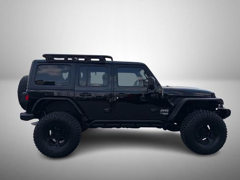 Used 2018 Jeep Wrangler Unlimited Sport AWD/4WD image 5