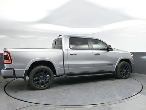 Used 2022 RAM 1500 Laramie AWD/4WD image 2