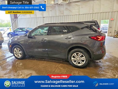 Used 2022 Chevrolet Blazer LT AWD/4WD image 3