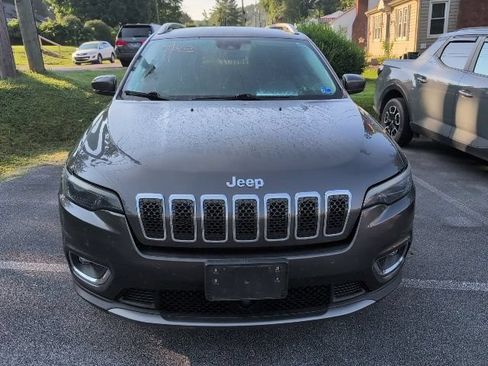Used 2019 Jeep Cherokee Limited w/ Luxury Group AWD/4WD image 2