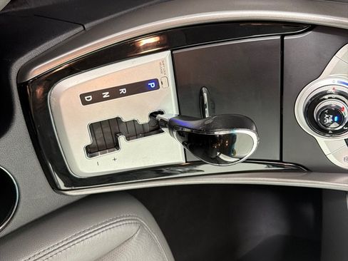Used 2011 Hyundai Elantra Limited FWD image 15