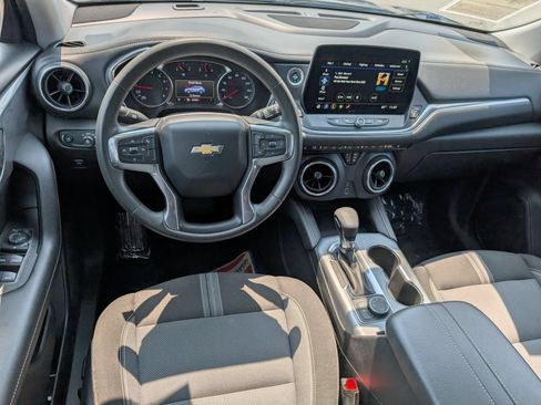 Used 2024 Chevrolet Blazer LT AWD/4WD image 26