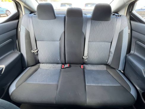 Used 2025 Nissan Versa SV FWD image 39