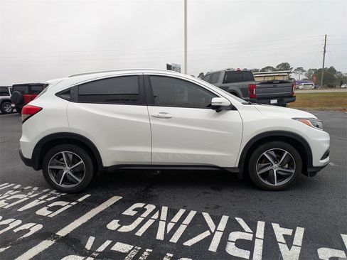 Used 2022 Honda HR-V EX image 4
