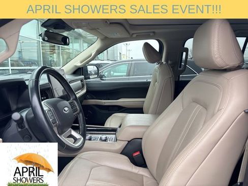 Used 2022 Ford Expedition Max Limited image 9